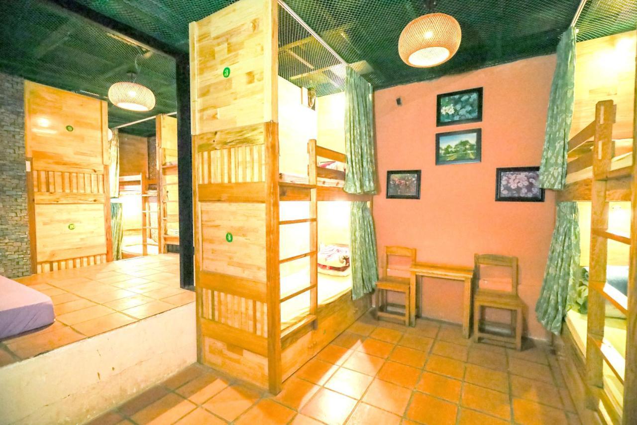 Dalat Flowery Hotel & Coffee Exteriör bild